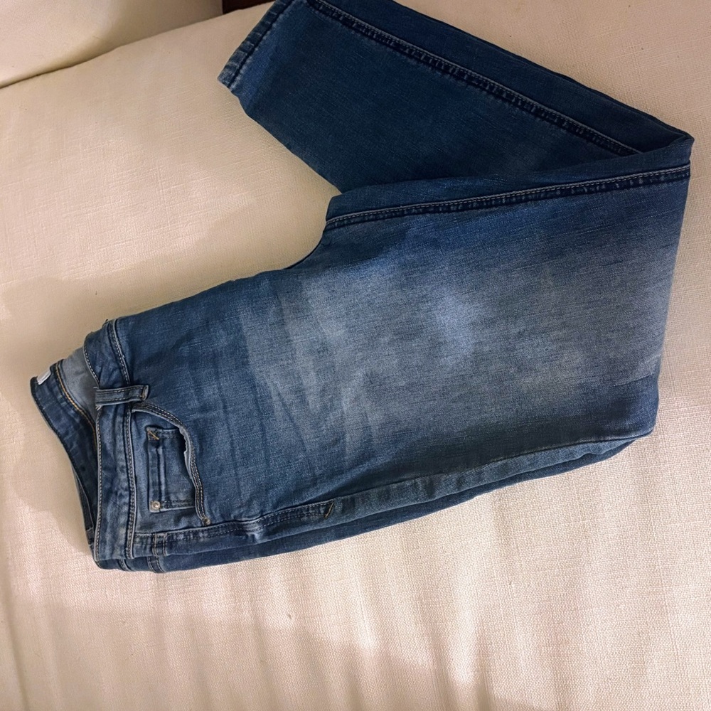 Kensie women's Relaxed Indigo Jeans